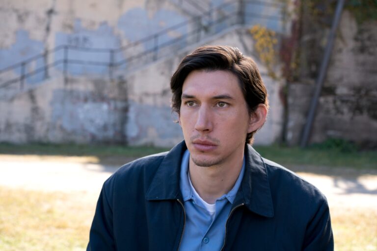 Maraton Filmowy z Adamem Driverem w FilmBox Premium HD! „Paterson,” „Dom Gucci” i „Milczenie” już 13 października